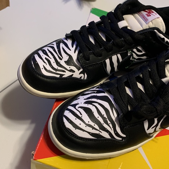 🦓 New Mens Nike SB Dunk low OG QS - Picture 3 of 14